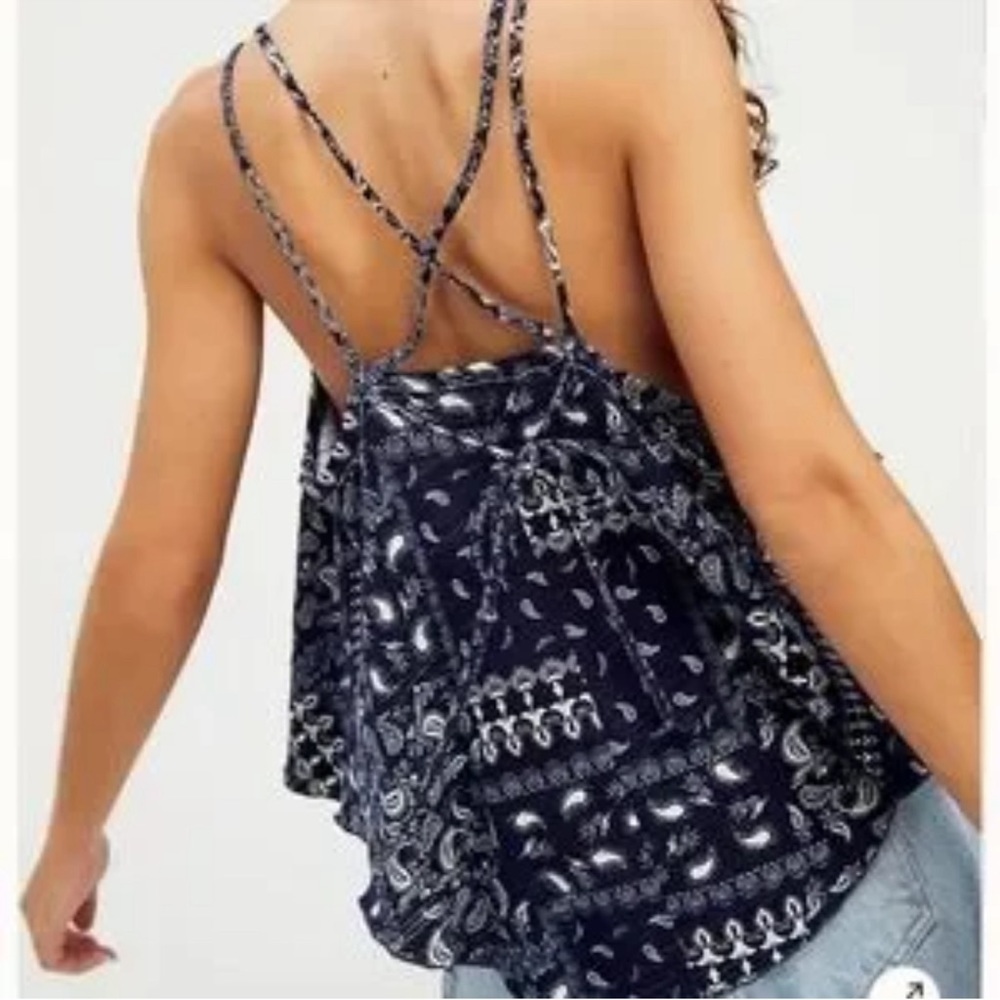 NWT We The Free Women's Size M Blue Hey Girl Bandana Tank Top 100% Cotton - Picture 3 of 9